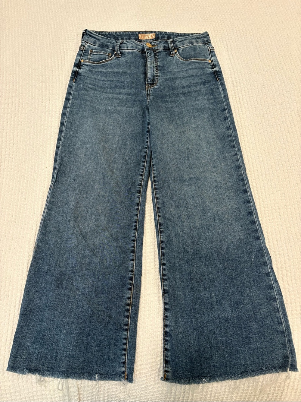 Kut from the Kloth Meg Wide Leg Jeans, 4 - Picture 5 of 9